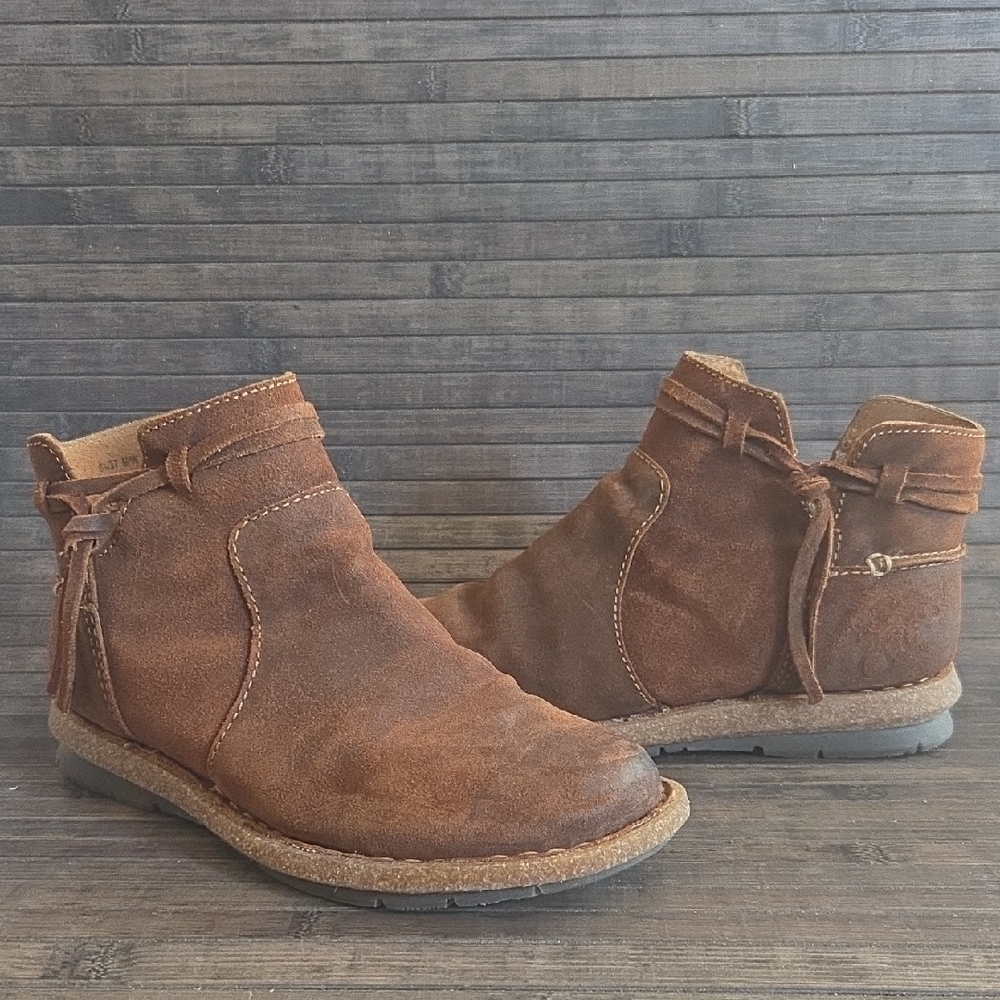 Born Tarkiln Brown Suede Ankle Boots